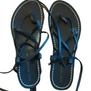Zara TIED FLAT LEATHER SANDALS TRF